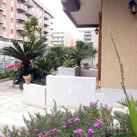 B&B Al Giardino Lecce Rum bild